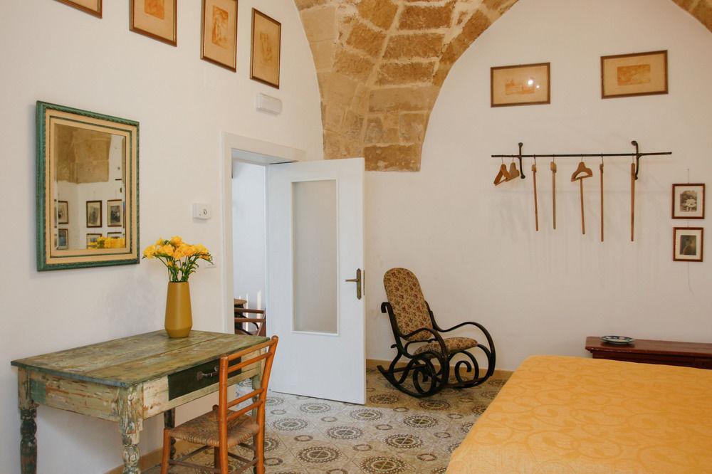Sacre Bleu Apartments Лечче Экстерьер фото